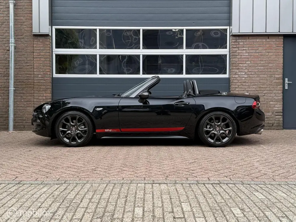 Fiat 124 Spider 1.4 MultiAir Turbo Lusso Sport Leer Navi Cam uit 2019, foto 13