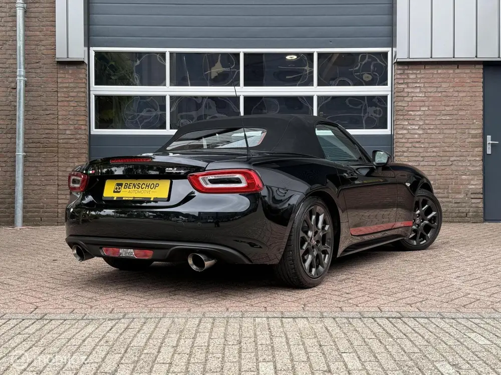 Fiat 124 Spider 1.4 MultiAir Turbo Lusso Sport Leer Navi Cam uit 2019, foto 3