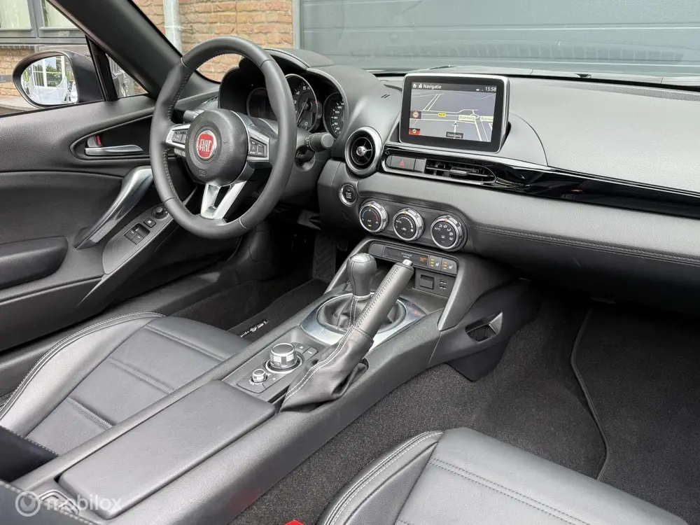 Fiat 124 Spider 1.4 MultiAir Turbo Lusso Sport Leer Navi Cam uit 2019, foto 6