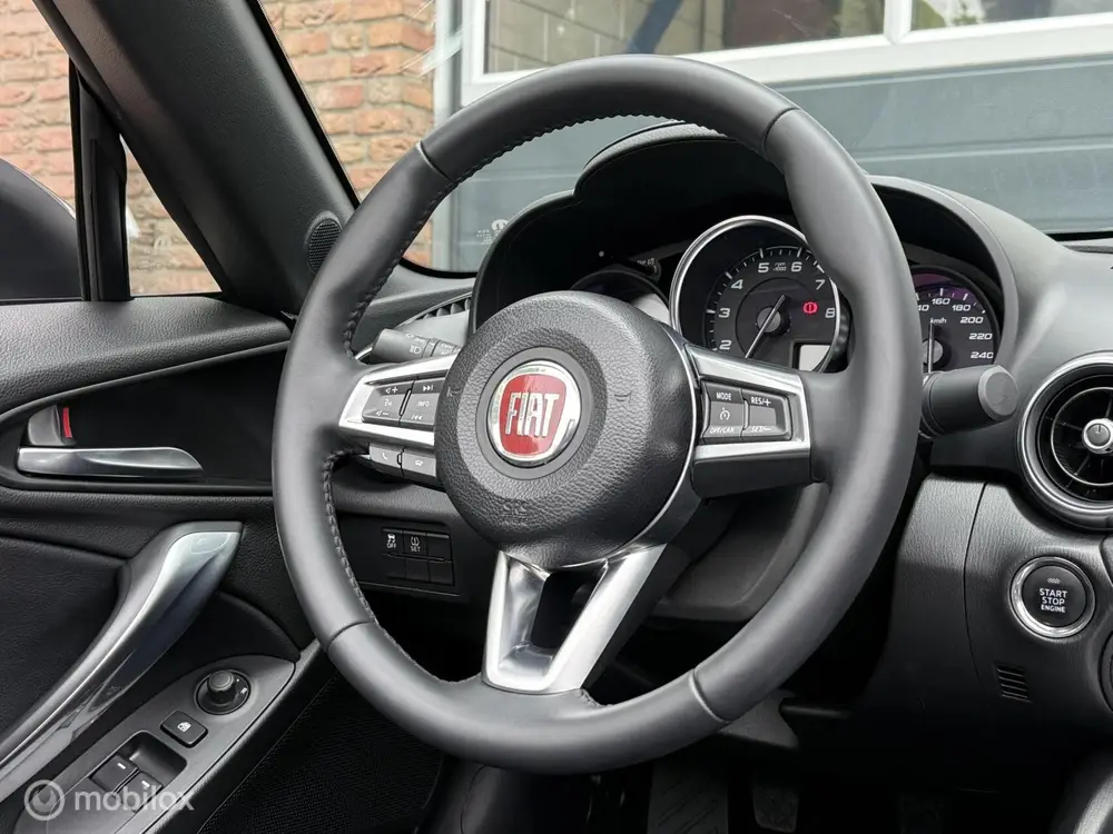 Fiat 124 Spider 1.4 MultiAir Turbo Lusso Sport Leer Navi Cam uit 2019, foto 7