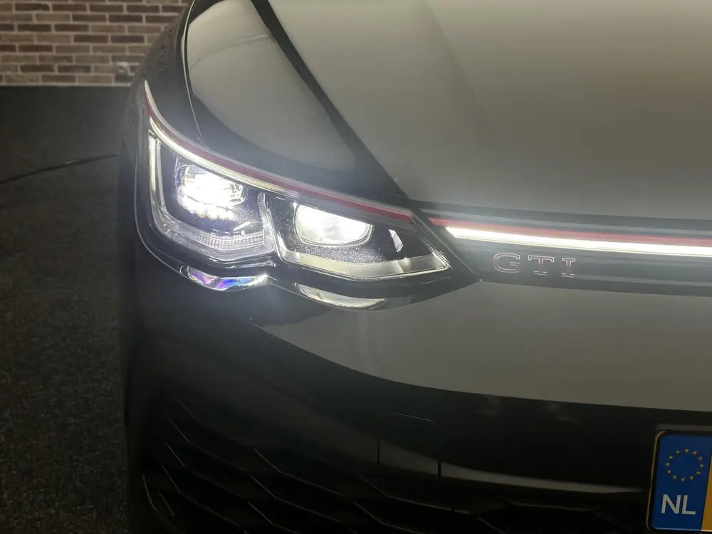 Volkswagen Golf 2.0 TSI GTI 45 Jahre PANO HARMAN KARDON uit 2022, foto 19