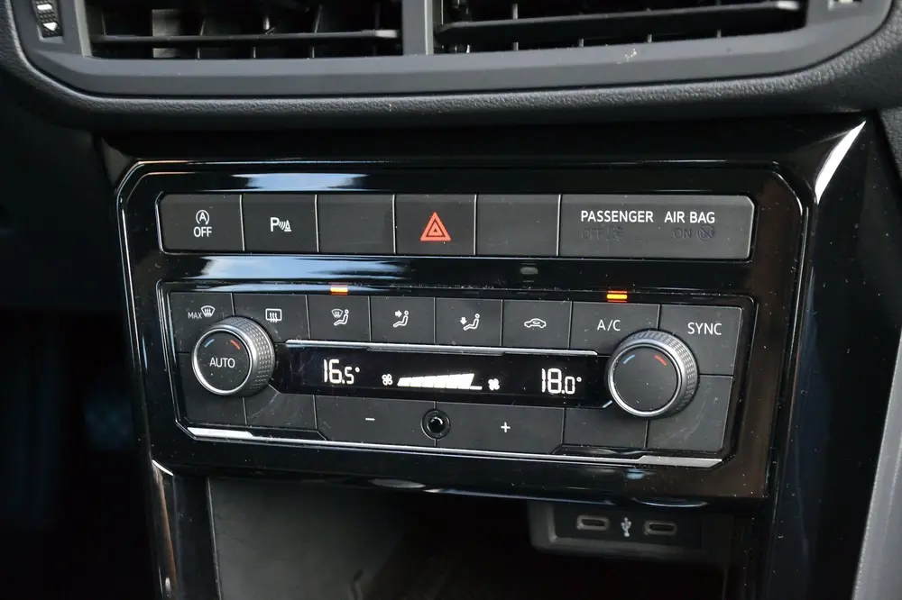 Volkswagen T-Cross 1.0 TSI Life 110PK | Black Design | Virtu uit 2021, foto 18