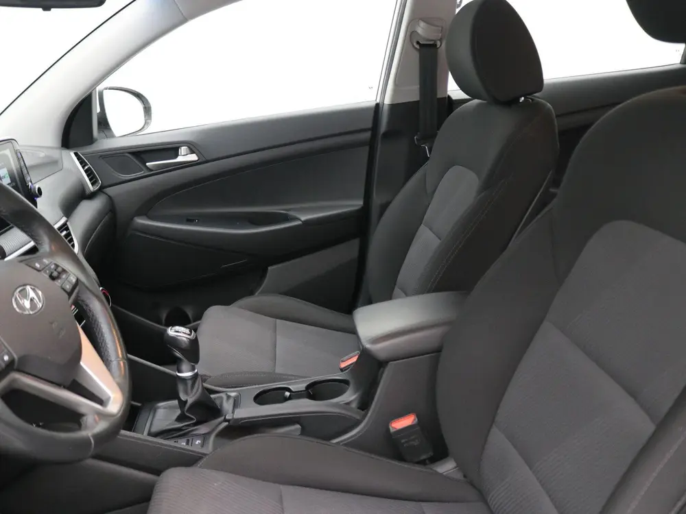 Hyundai Tucson 1.6 GDI i-Drive / Navigatie / Trekhaak / Clim uit 2019, foto 4