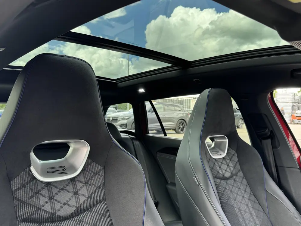 Volkswagen Passat Variant 1.5 eTSI R-LINE BUSINESS I WINTERP uit 2024, foto 11