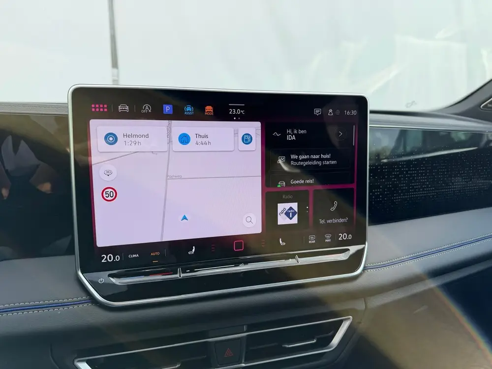 Volkswagen Tiguan 1.5 eTSI R-Line Edition | Pano | 360 Camer uit 2024, foto 14