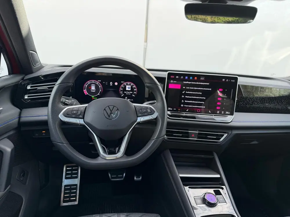 Volkswagen Tiguan 1.5 eTSI R-Line Edition | Pano | 360 Camer uit 2024, foto 7