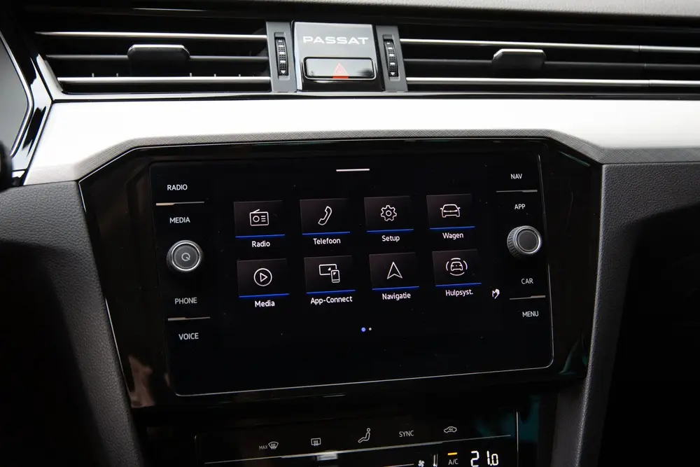 Volkswagen Passat Variant 1.5 TSI R-Line Business + , Adap. uit 2021, foto 11