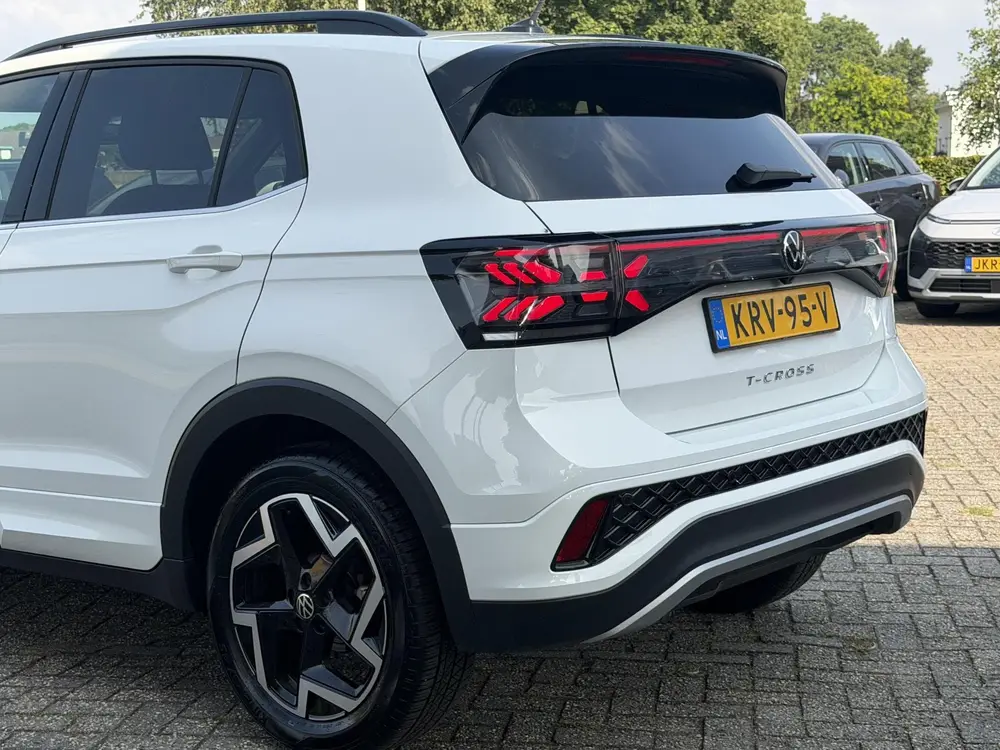 Volkswagen T-Cross 1.5 TSI R-Line TREKHAAK | NAVI | CAMERA | uit 2025, foto 15