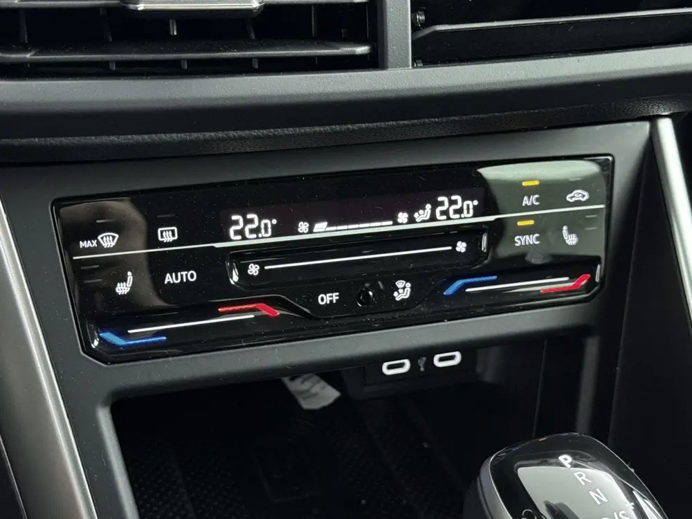 Volkswagen Polo 1.0 TSI Life Edition | CAMERA | STOELVERWARM uit 2024, foto 17