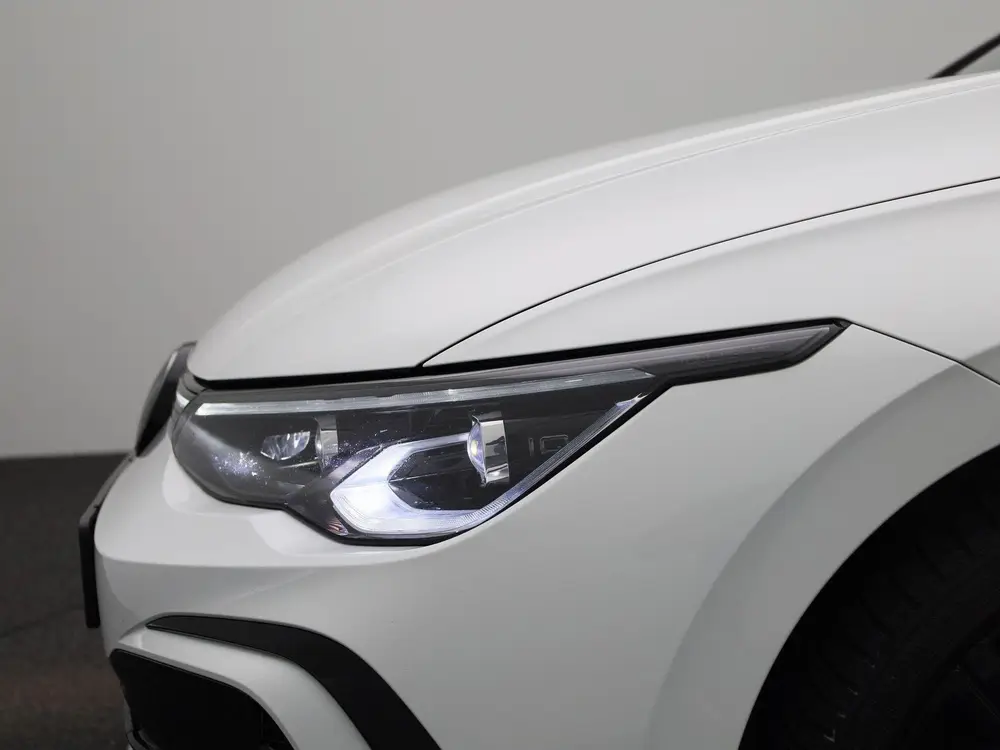Volkswagen Golf 1.5 eTSI R-Line Business | Automaat | Panora uit 2024, foto 15