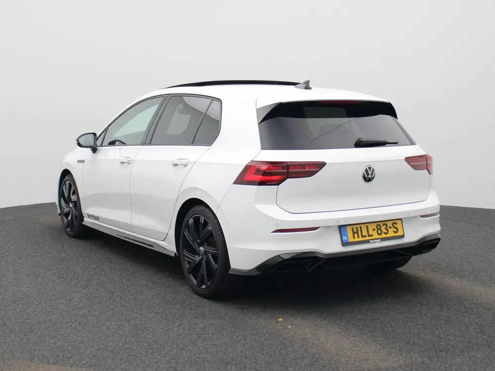 Volkswagen Golf 1.5 eTSI R-Line Business | Automaat | Panora uit 2024, foto 2