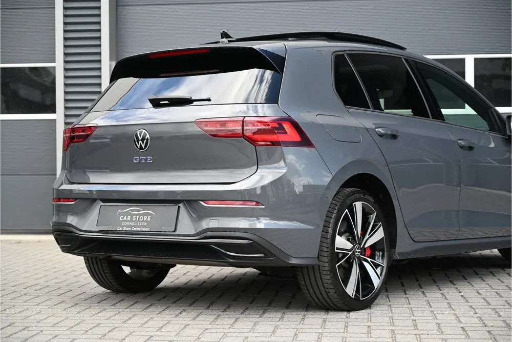 Volkswagen Golf 1.4 GTE 245 PK / PANO / LEDER / MEMORY / CAM uit 2020, foto 8