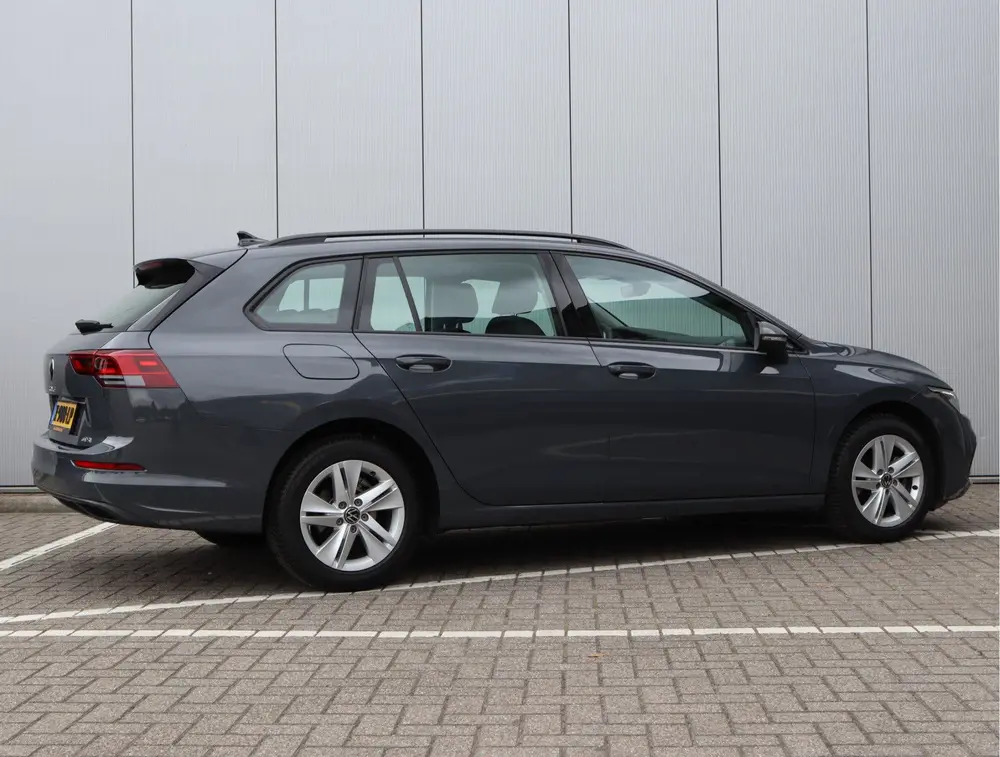 Volkswagen Golf Variant 1.0 eTSI Life | Stoel/stuurverwarmin uit 2024, foto 5