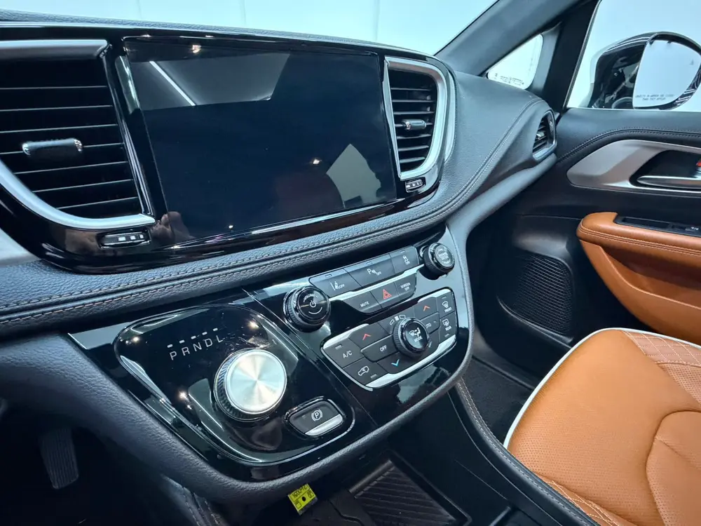 Chrysler Pacifica 3.6 V6 Hybride Pinnacle Nieuw (bj 2026) uit 2026, foto 7
