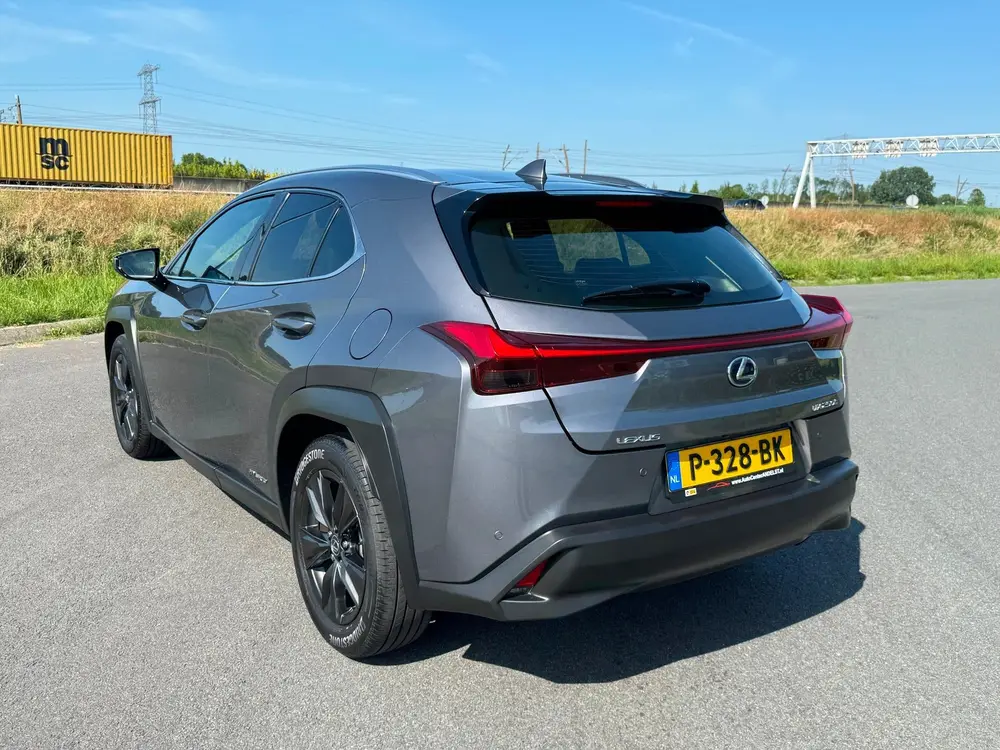 Lexus UX 250h Business Line Aut, Acc, Stoelvrw, Navi, Pdc, C uit 2019, foto 6