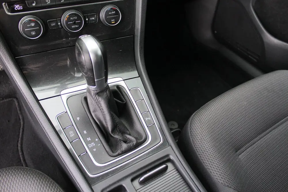 Volkswagen Golf 1.0 TSI Comfortline Business - automaat - AC uit 2019, foto 12