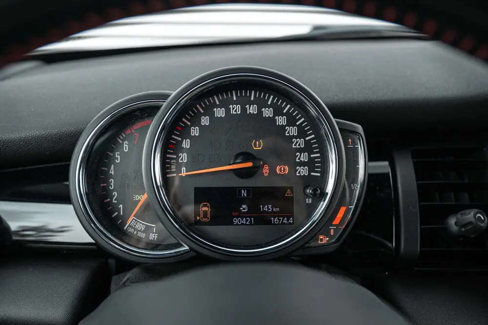 Mini Hatchback Cooper JCW / JCW Sportstoel / Comfort Access uit 2019, foto 16