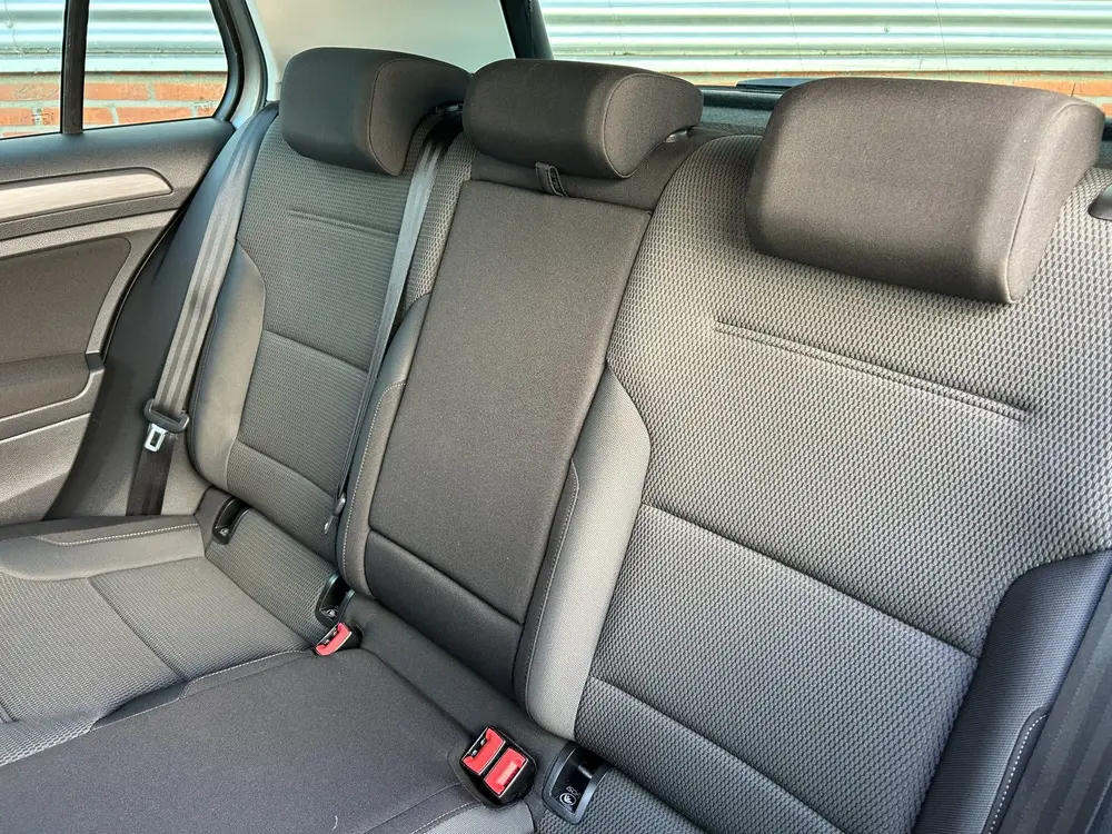 Volkswagen Golf 1.0 TSI Comfortline | CarPlay | Navigatie | uit 2019, foto 19