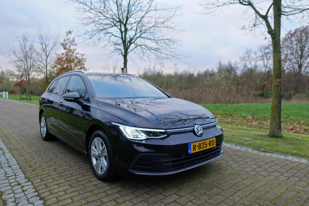 Volkswagen Golf Variant 1.5 eTSI R-Line | Trekhaak | Stoelve uit 2022, foto 3