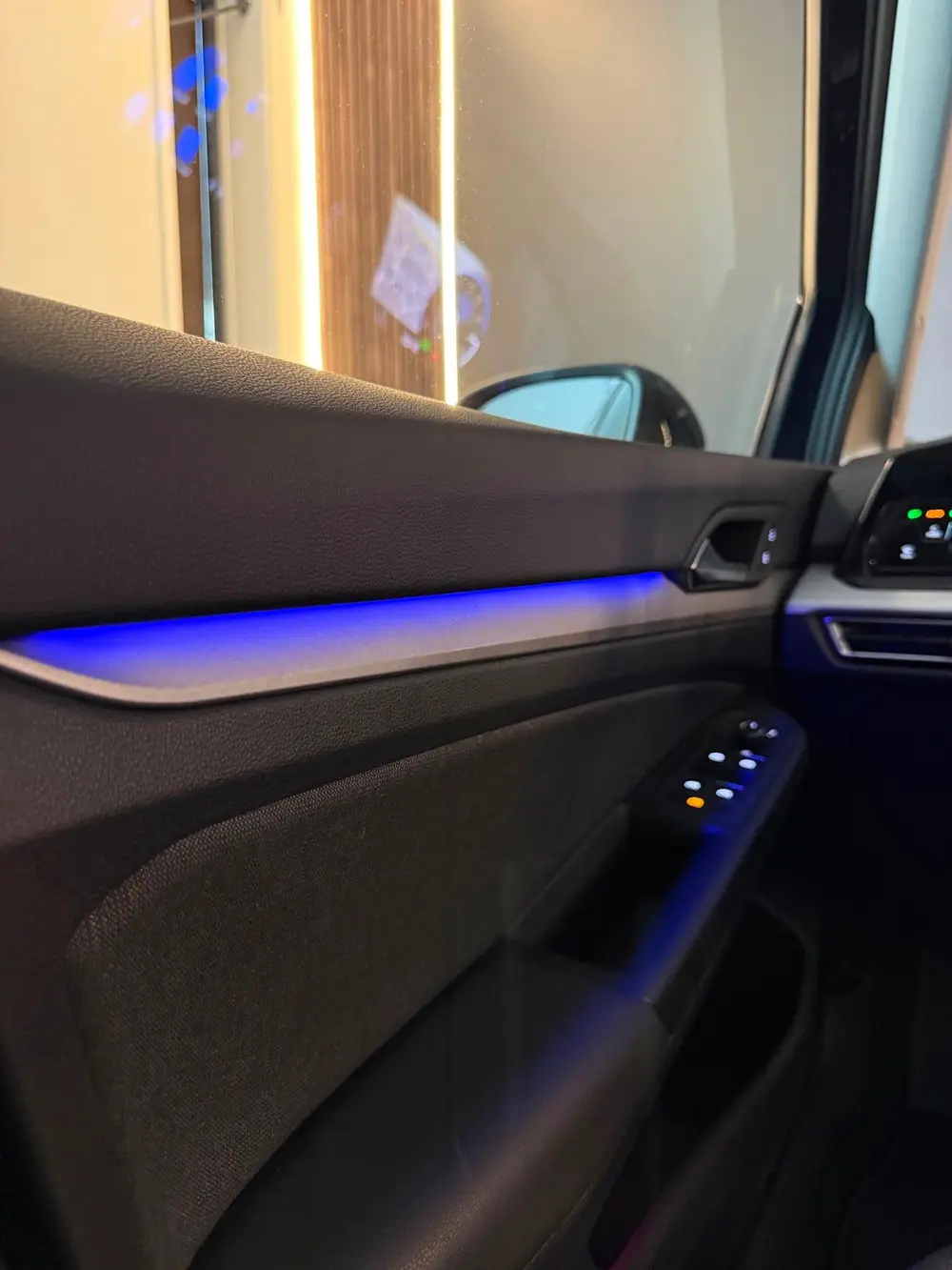 Volkswagen Golf 1.5 eTSI|Pano|Carplay|Sfeer|ACC uit 2023, foto 14
