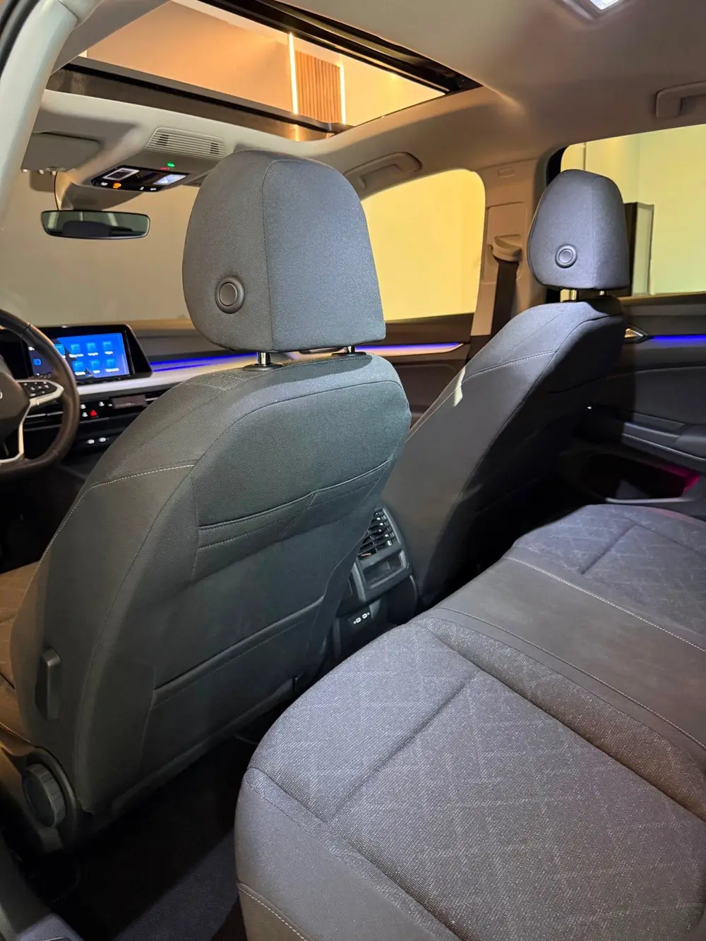 Volkswagen Golf 1.5 eTSI|Pano|Carplay|Sfeer|ACC uit 2023, foto 17