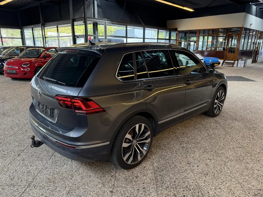 Volkswagen Tiguan 1.5 TSI ACT Highline | 52.000KM ! | Pano | uit 2020, foto 4