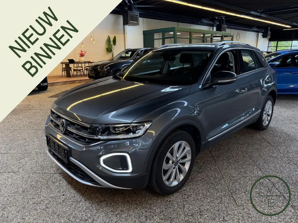 Volkswagen T-Roc 1.5 TSI Style | 53.000KM ! | IQ Light | Fac uit 2022