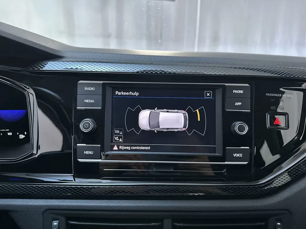 Volkswagen Polo 1.0 TSI Life Parkeersensoren App-Connect DAB uit 2021, foto 15
