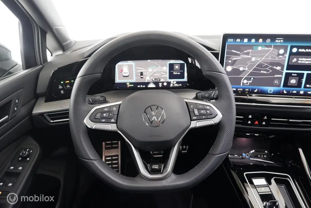 Volkswagen Golf 1.5 eTSI 150PK R-Line Edition Black Style fa uit 2024, foto 13