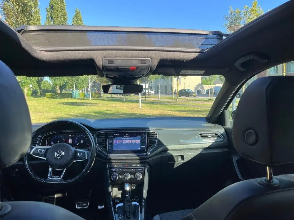 Volkswagen T-Roc 2.0 TSI 190pk 4Motion 7-DSG 2019 Zwart uit 2019, foto 5
