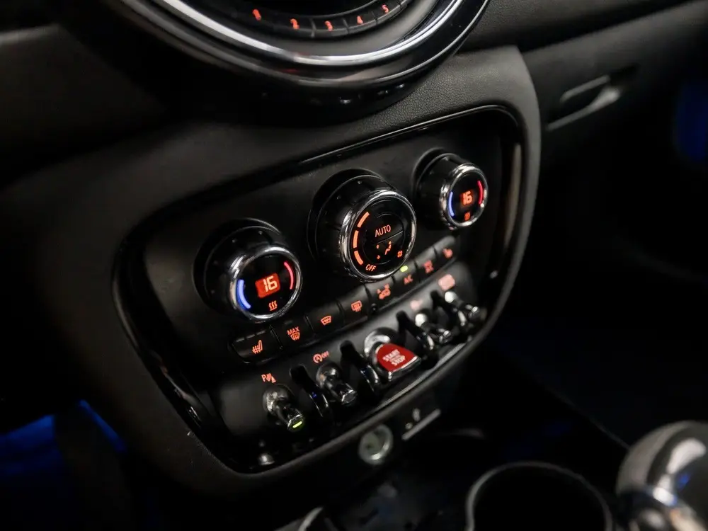 Mini Clubman 1.5 Cooper Chili Automaat (GROOT NAVI, CLIMATE uit 2019, foto 9