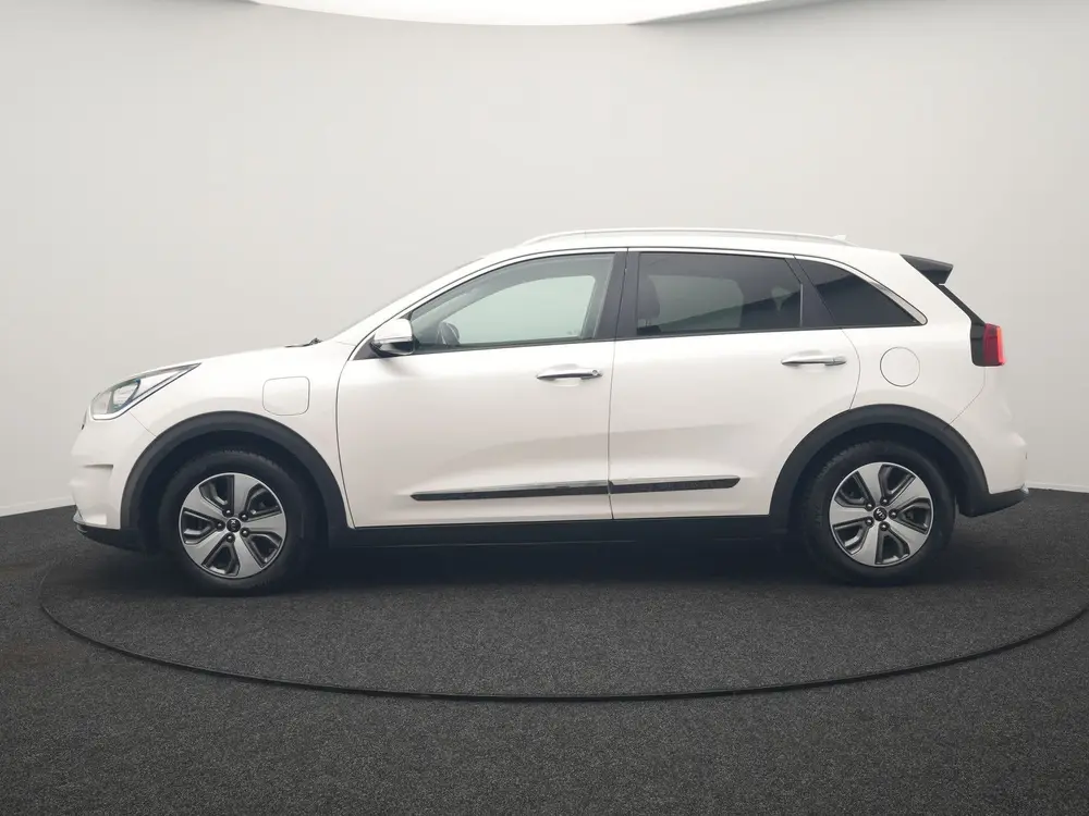 Kia Niro 1.6 GDi DynamicLine PHEV 141pk | Trekhaak | Adaptiv uit 2019, foto 2