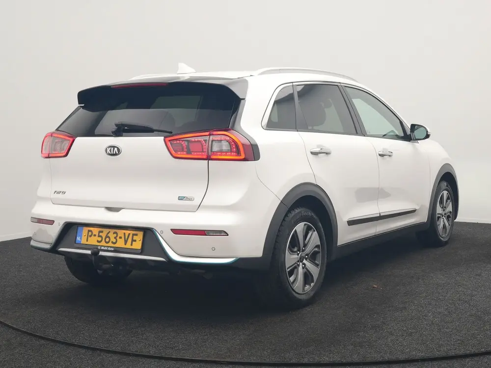 Kia Niro 1.6 GDi DynamicLine PHEV 141pk | Trekhaak | Adaptiv uit 2019, foto 3