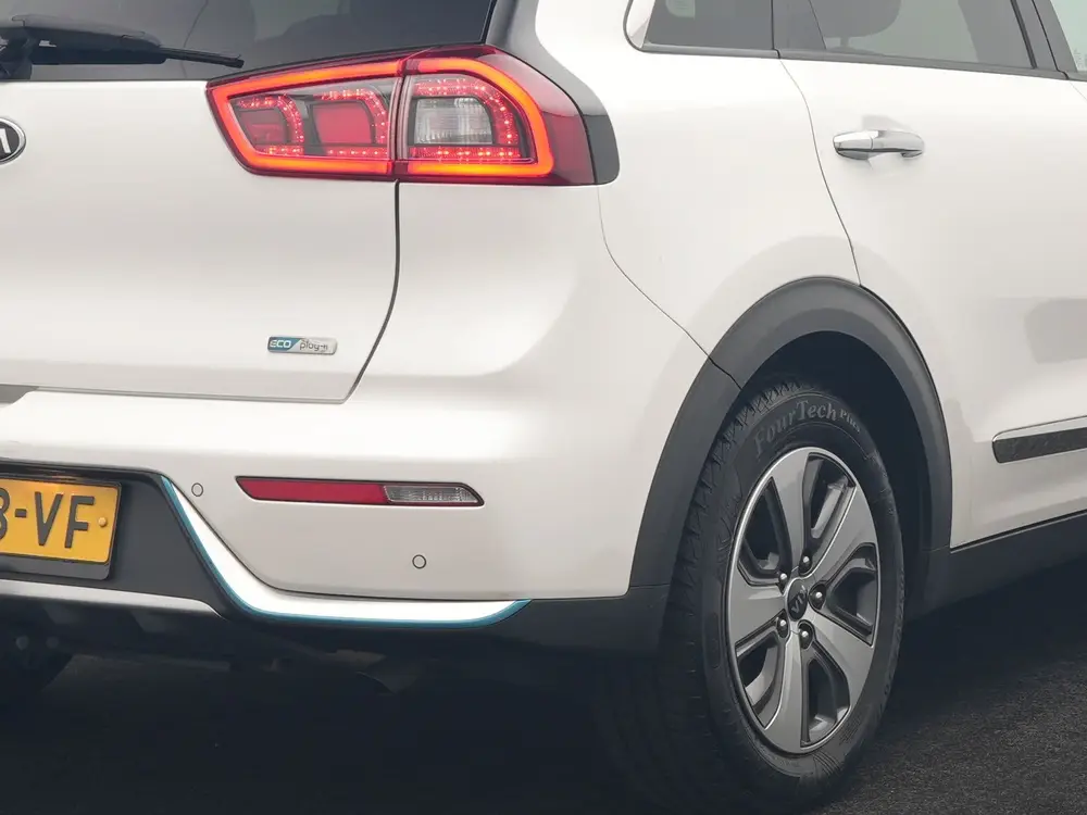 Kia Niro 1.6 GDi DynamicLine PHEV 141pk | Trekhaak | Adaptiv uit 2019, foto 8