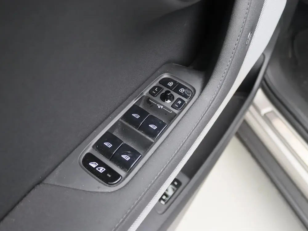 Polestar 2 Long Range Dual Motor 408PK 78kWh [ TREKHAAK+PILO uit 2021, foto 18