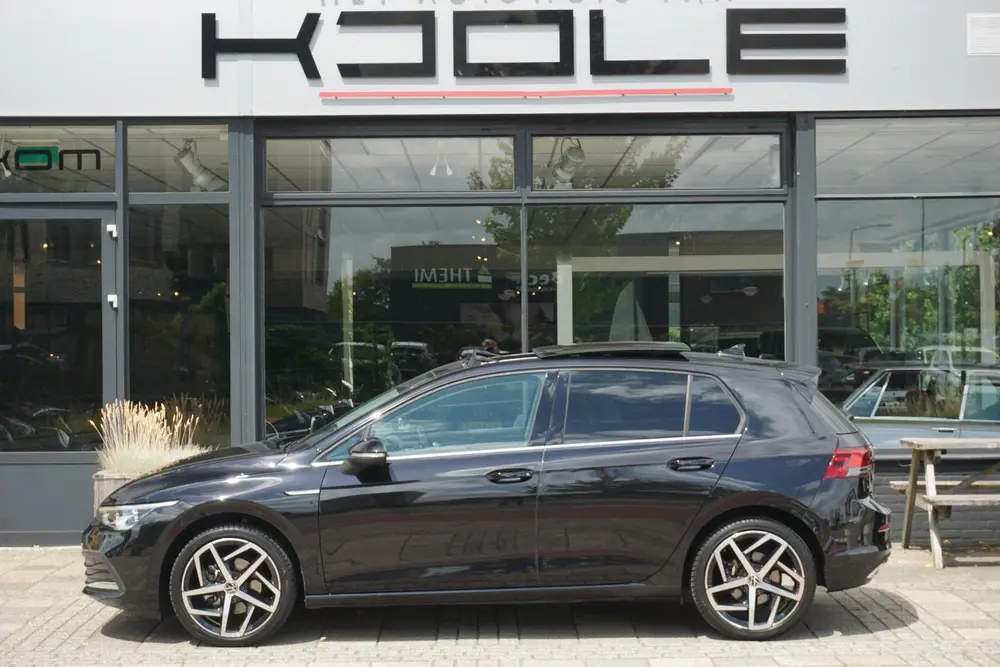 Volkswagen Golf 1.5 eTSI Style | PANO | ACC uit 2020, foto 4