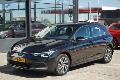Volkswagen Golf 1.4 eHybrid Style Business | IQ | ACC | elek uit 2023