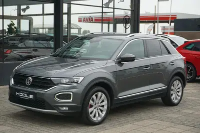 Volkswagen T-Roc 1.5 TSI Sport | LED | ACC | Camera uit 2020