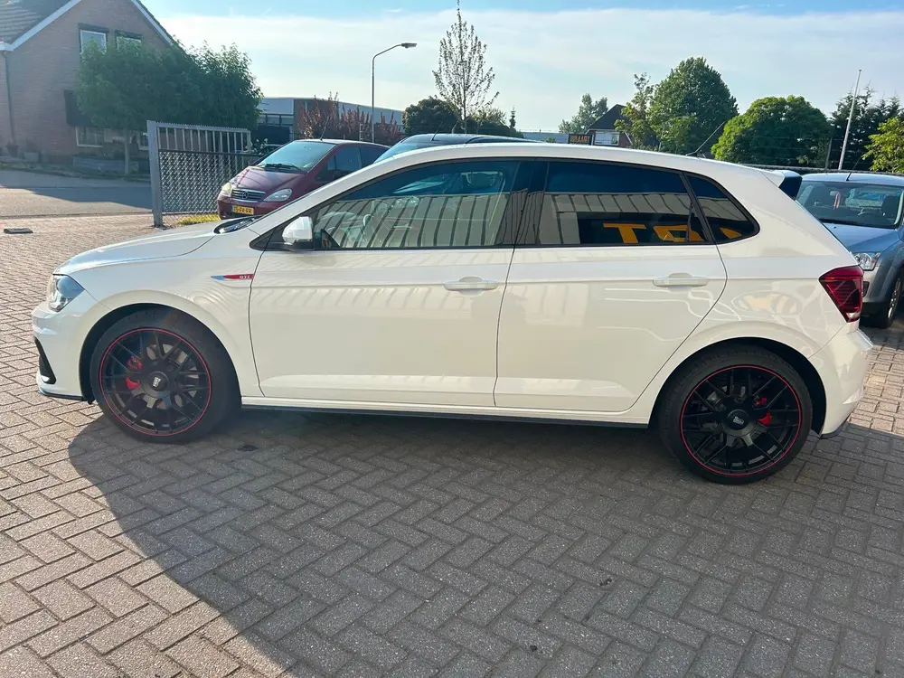Volkswagen Polo 2.0 TSI GTI | AUTOMAAT | STOELVERW | SCHERM uit 2020, foto 6