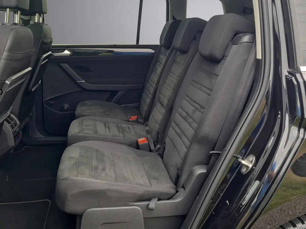 Volkswagen Touran 1.5TSI HIGHLINE 7p. MET ECC NAVIG PANO AND uit 2021, foto 10