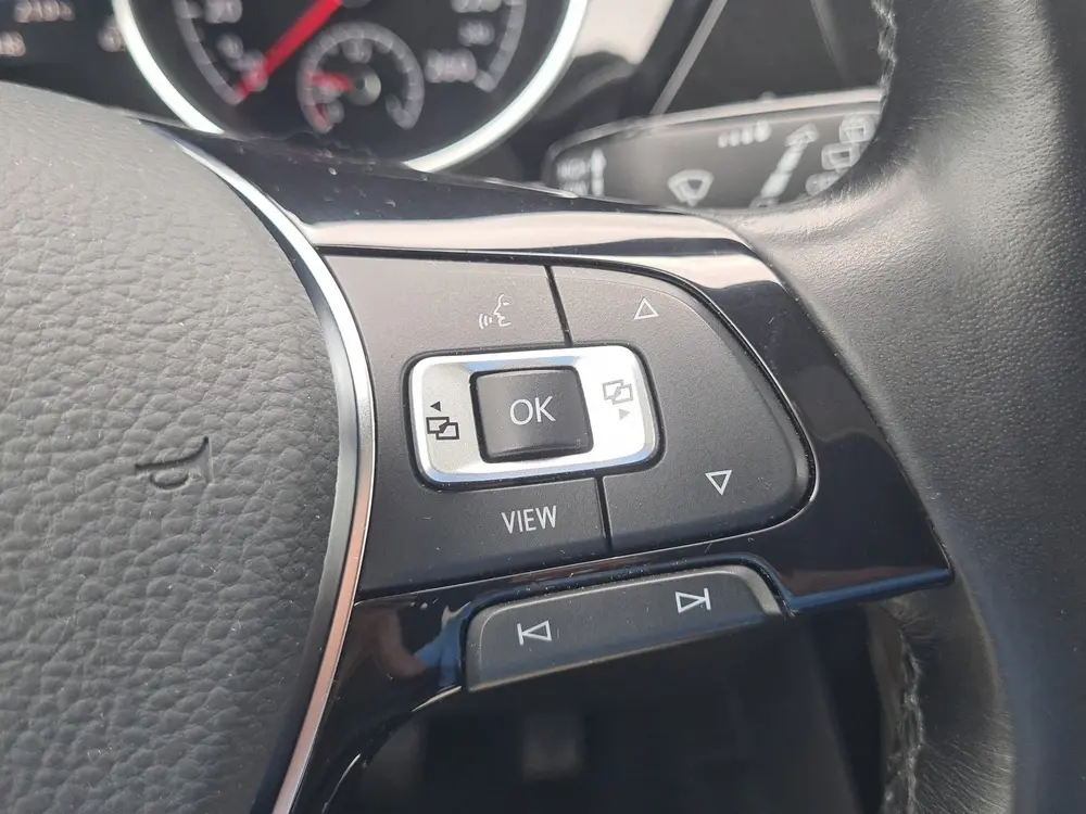 Volkswagen Touran 1.5TSI HIGHLINE 7p. MET ECC NAVIG PANO AND uit 2021, foto 15