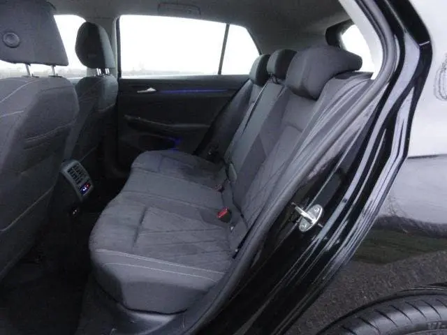 Volkswagen Golf 1.4 eHybrid Full LED+NAVIG+ADDAP CR+GARANTIE uit 2024, foto 11
