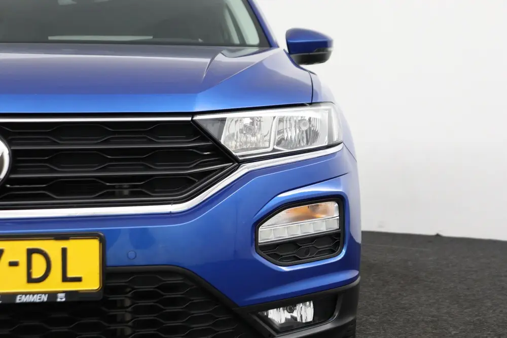 Volkswagen T-Roc 1.0 TSI STYLE ECC/ADAPTIVE.CRUISE/NAV/REGEN uit 2022, foto 2
