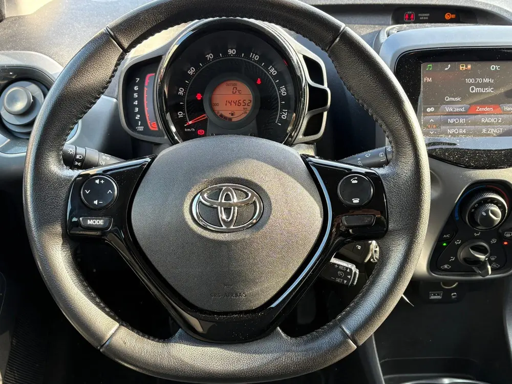 Toyota Aygo 1.0 VVT-i x-play uit 2019, foto 12