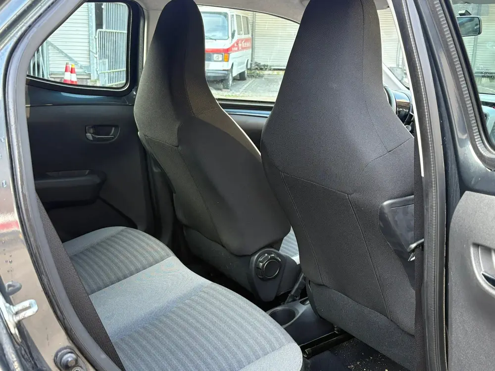Toyota Aygo 1.0 VVT-i x-play uit 2019, foto 8