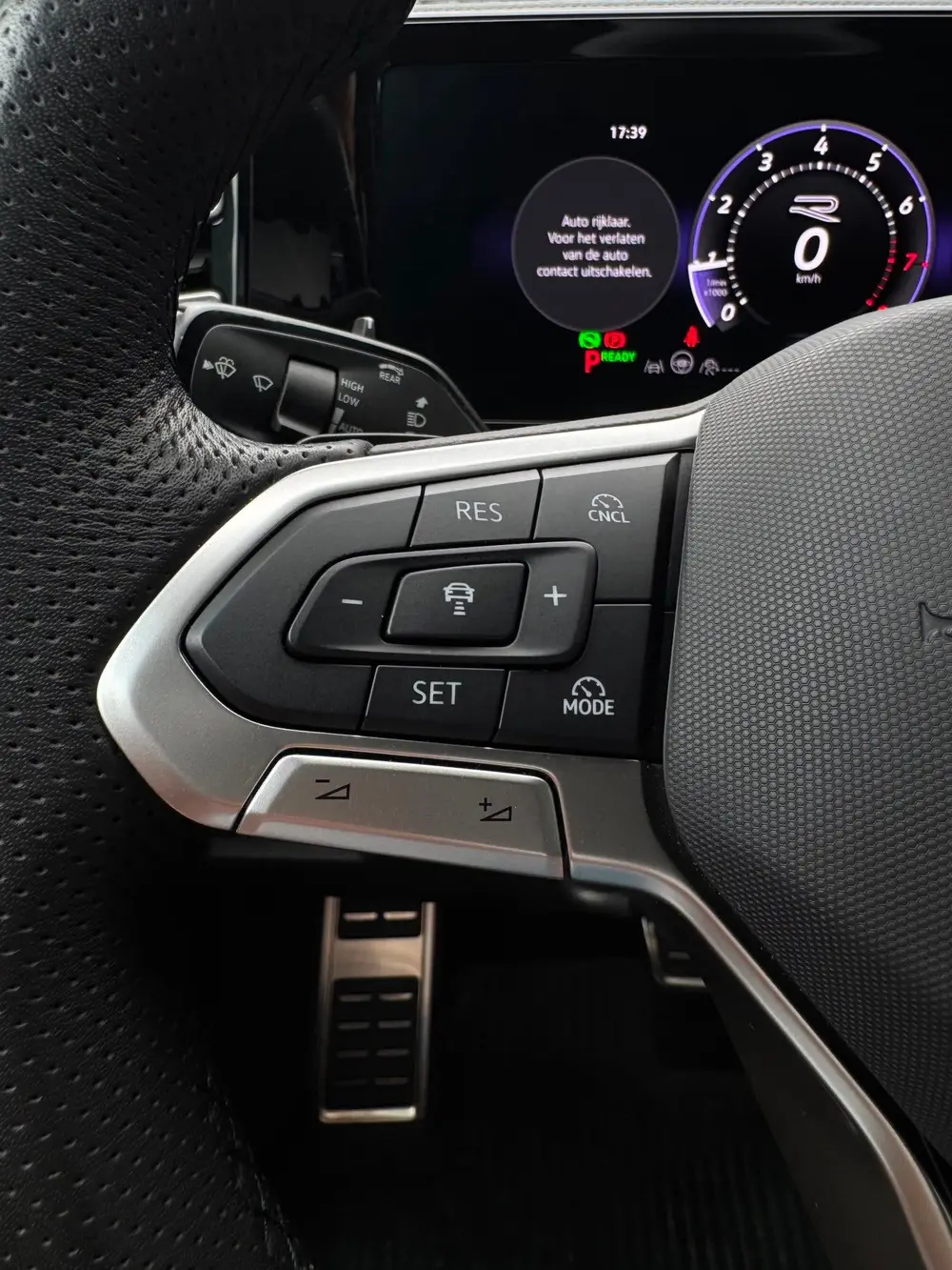 Volkswagen Tiguan 1.5 eTSI R-Line Pano Leder H/K 360' HUD Tr uit 2024, foto 10