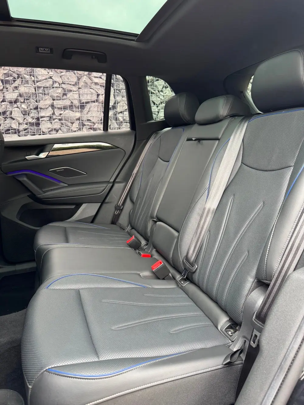 Volkswagen Tiguan 1.5 eTSI R-Line Pano Leder H/K 360' HUD Tr uit 2024, foto 15