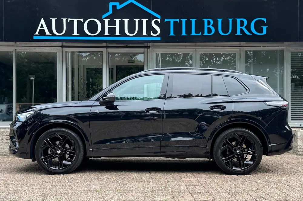 Volkswagen Tiguan 1.5 eTSI R-Line Pano Leder H/K 360' HUD Tr uit 2024, foto 4
