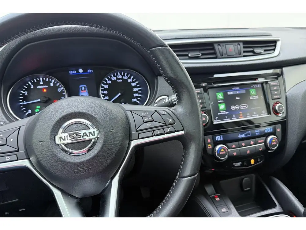 Nissan Qashqai 1.3 DIG-T N-Connecta | Trekhaak | Panoramadak uit 2019, foto 18