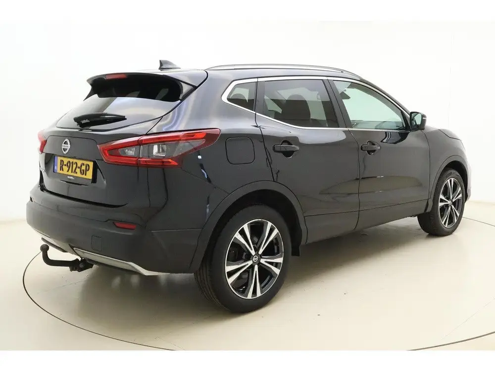 Nissan Qashqai 1.3 DIG-T N-Connecta | Trekhaak | Panoramadak uit 2019, foto 2